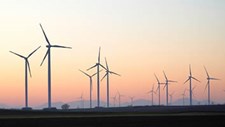 Energias renováveis foram a principal fonte de eletricidade na UE em 2023