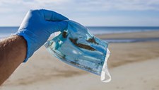 Plásticos de uso único causam 8 milhões de toneladas de resíduos