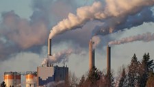 Relatório: Emissões de CO2 subiram menos do que esperado em 2022